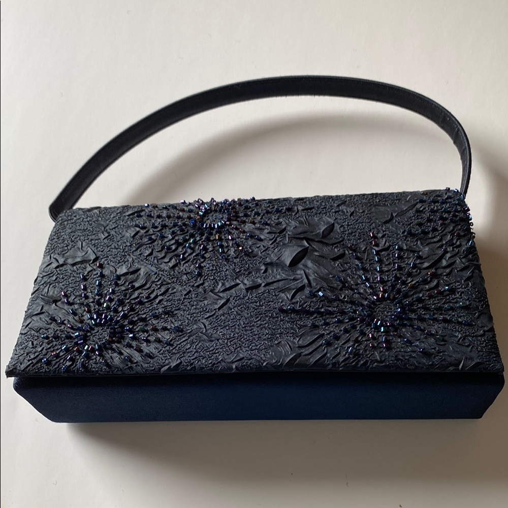 Elegant Black Textured Women's Bag
